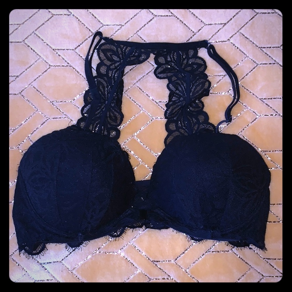 Victoria Secret Date Lace Front Close..